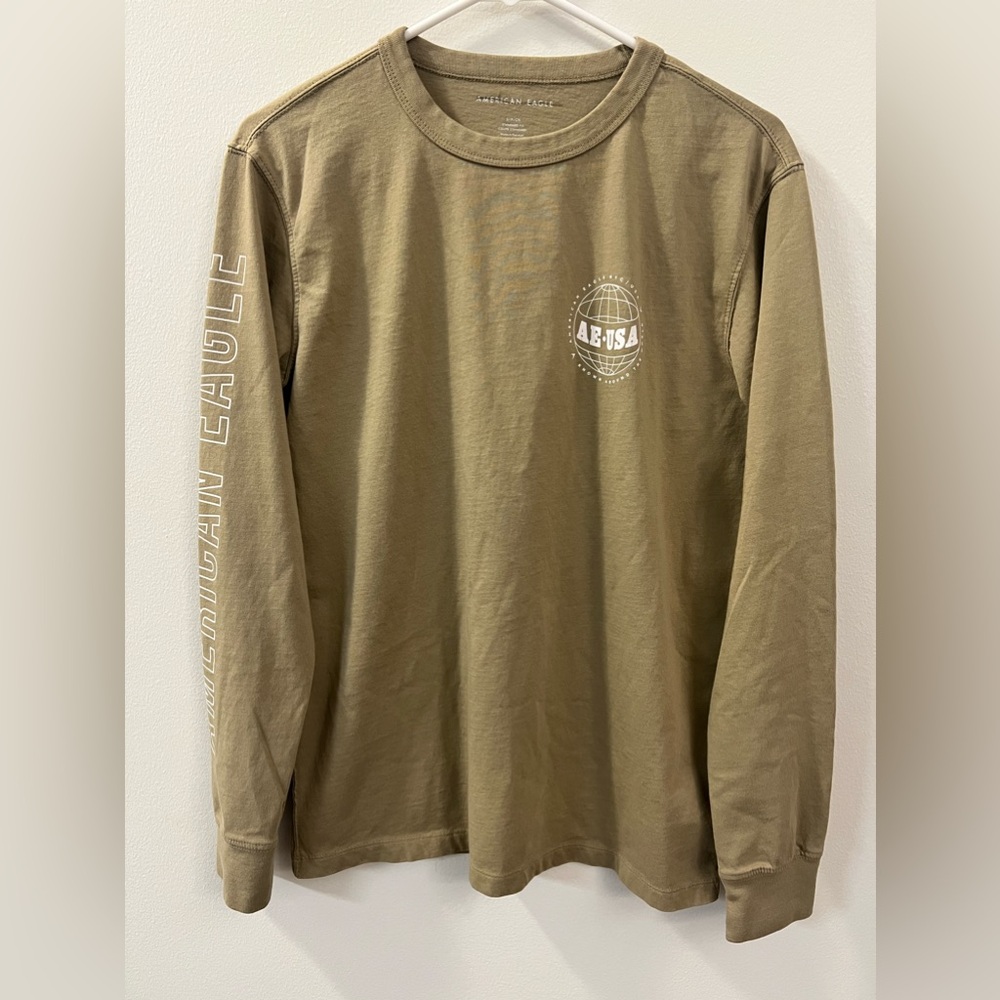 AE long sleeve tee